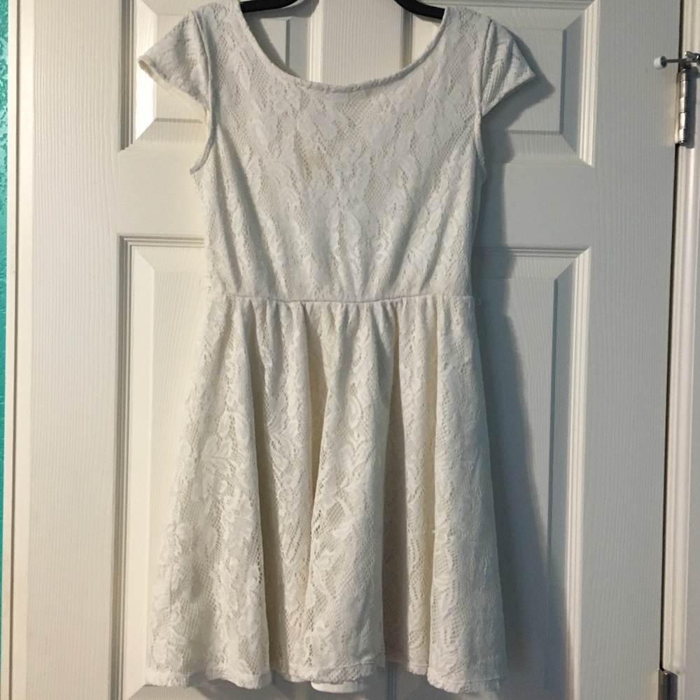 Short sleeve mid thigh off white or cream dress